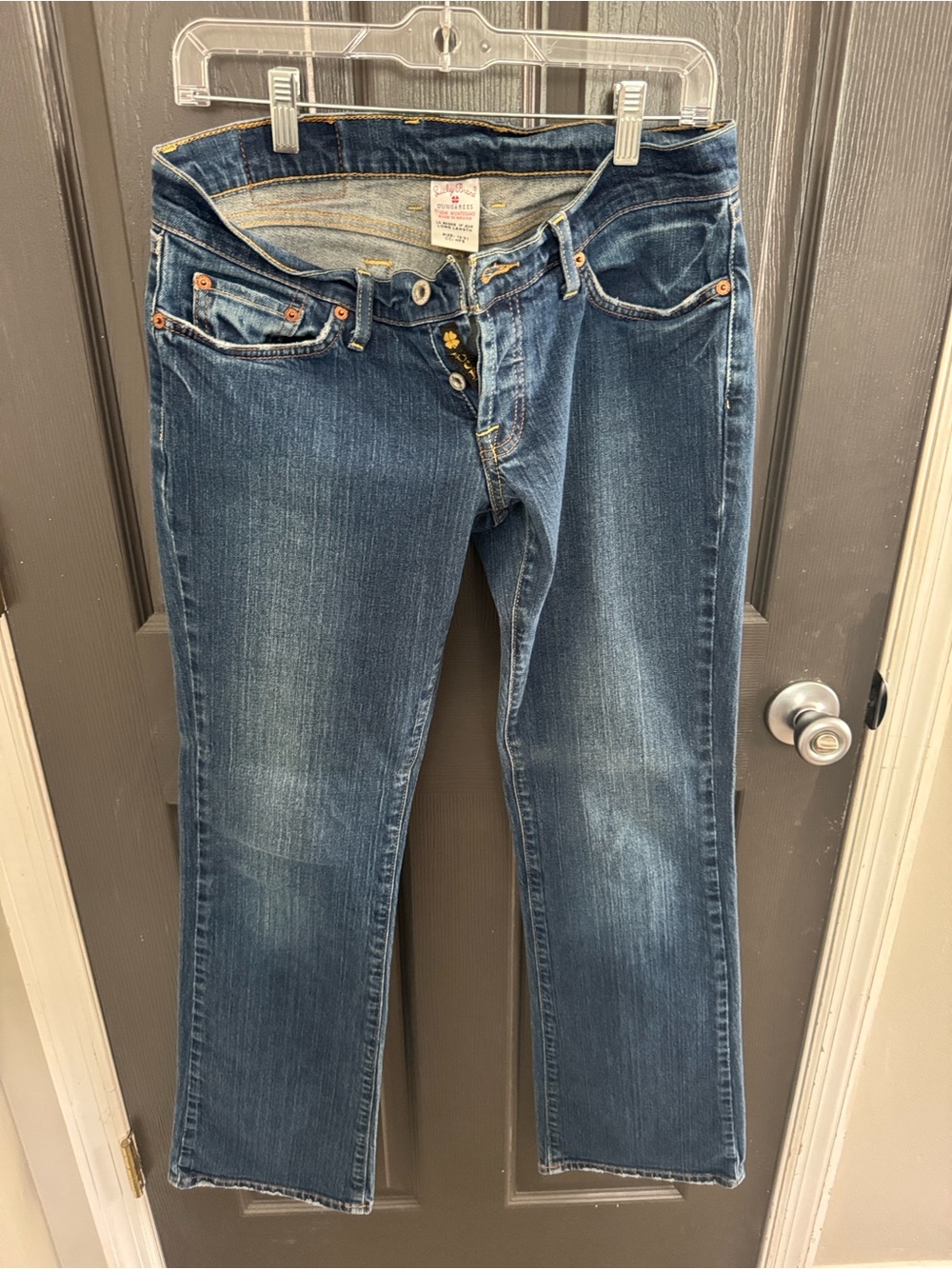 Lucky dungarees Women's Classic Low Rise Bootcut Jeans in Medium Blue